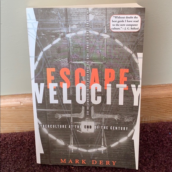 🆕 Escape Velocity 🆕 - Picture 1 of 4